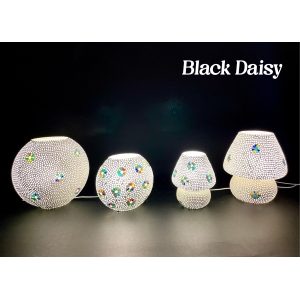 family 94 - Black Daisy